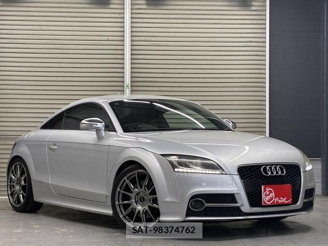 Audi TTS 2011-10 6610655-4