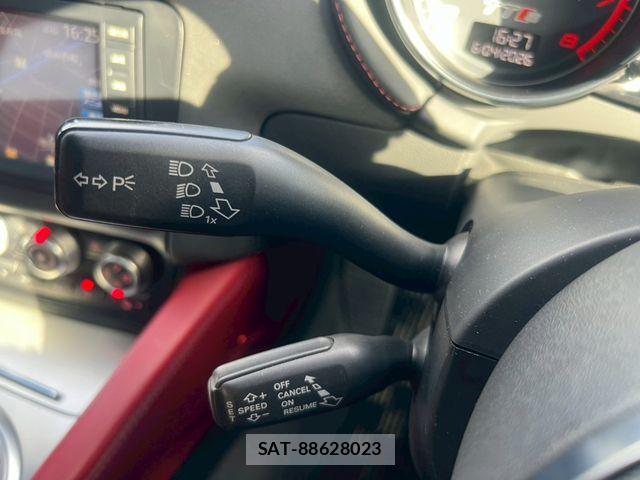 Audi TTS 2010-08 7271559-22