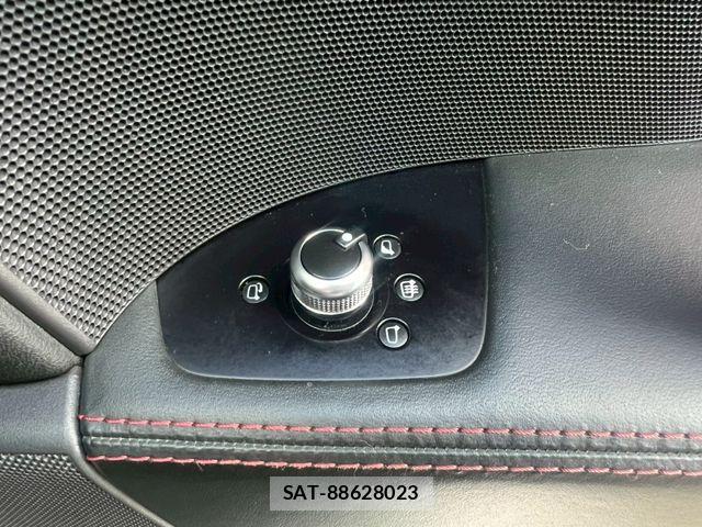 Audi TTS 2010-08 7271559-26