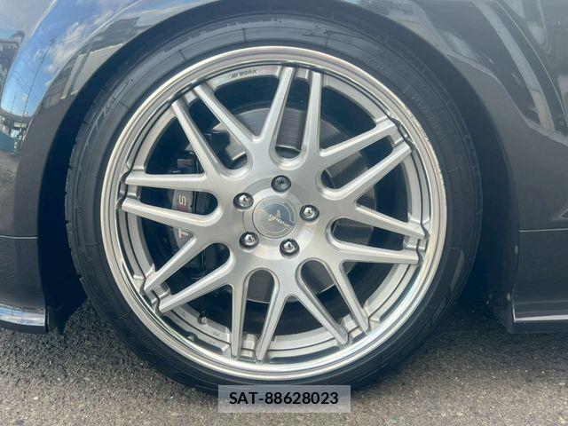 Audi TTS 2010-08 7271559-8
