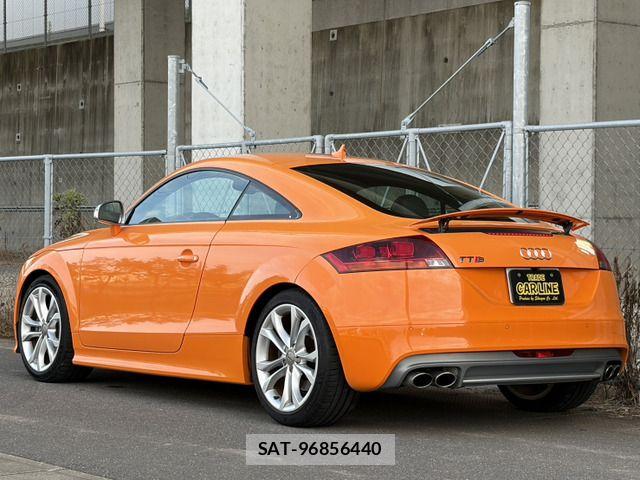 Audi TTS 2008-09 7721053-11