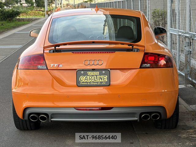 Audi TTS 2008-09 7721053-12
