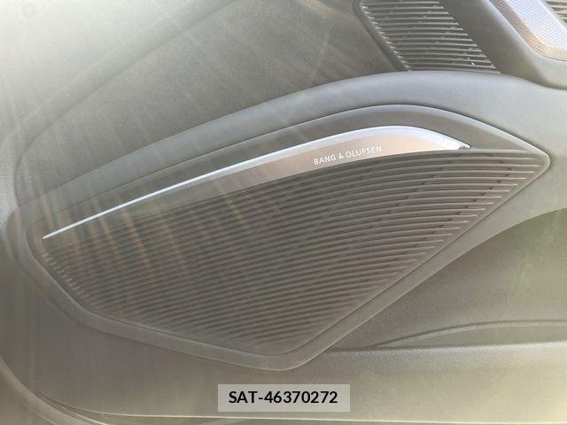 Audi TTS 2023-08 8244664-13