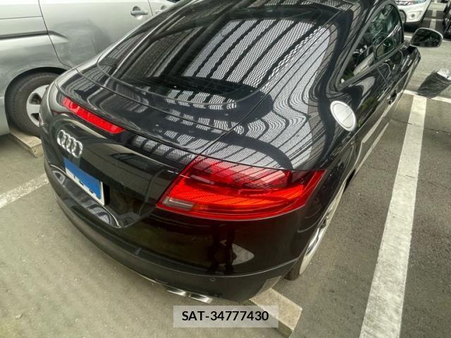 Audi TTS 2010-09 8371454-2