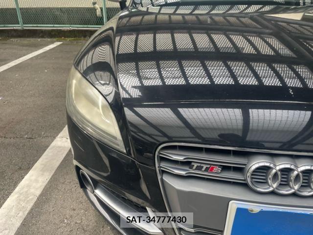 Audi TTS 2010-09 8371454-4