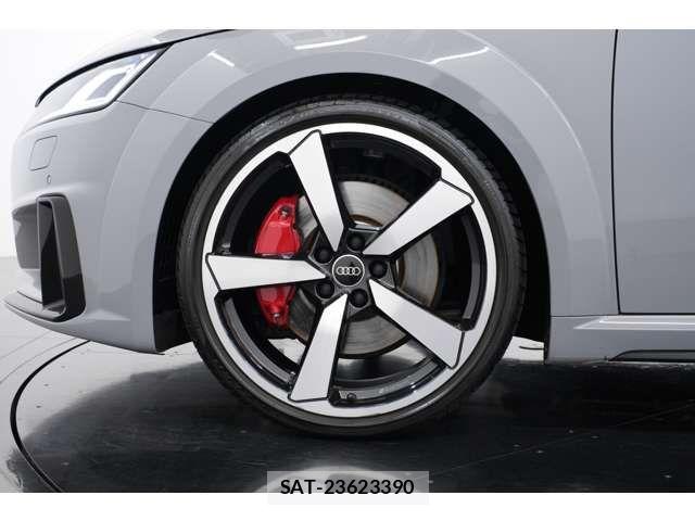 Audi TTS 2023-03 8848285-4