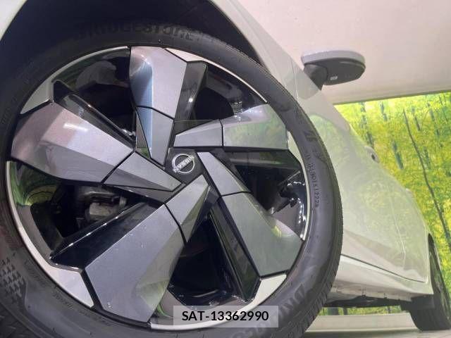 Nissan AURA 2022-06 702935-13