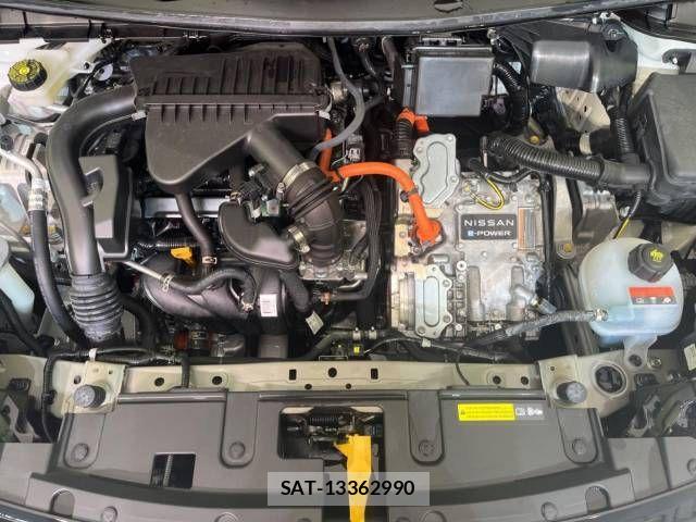 Nissan AURA 2022-06 702935-18