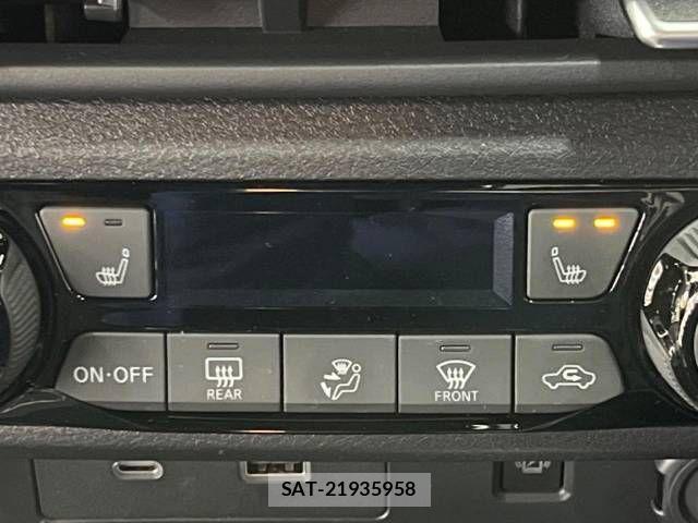 Nissan AURA 2022-11 819036-6