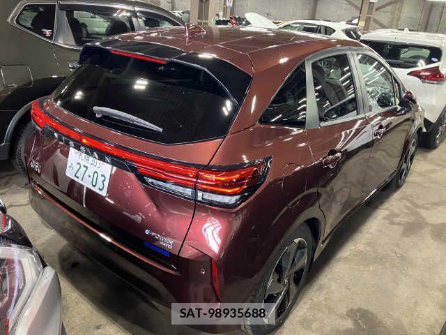 Nissan AURA 2024-08 825367-2