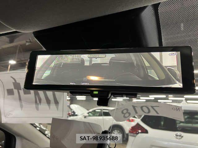 Nissan AURA 2024-08 825367-6