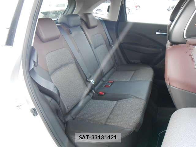 Nissan AURA 2021-09 832278-10