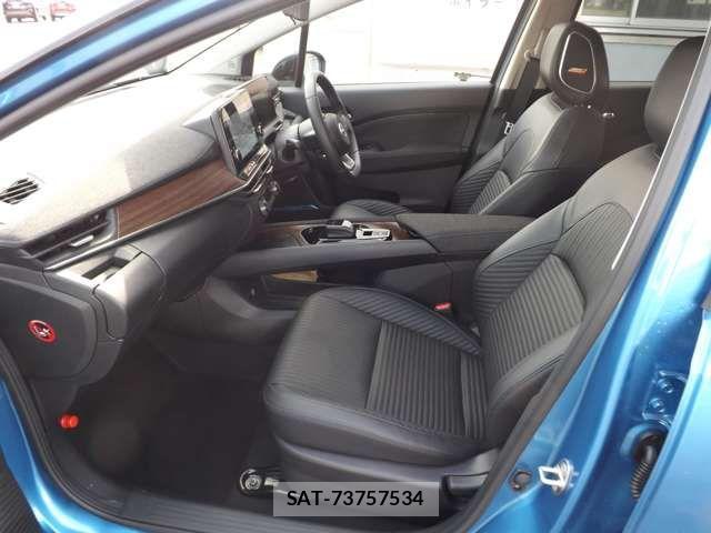 Nissan AURA 2024-08 860769-16