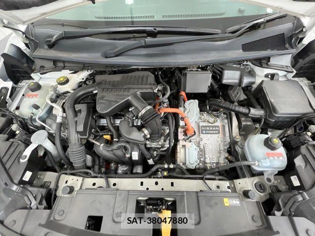 Nissan AURA 2022-08 1084236-17