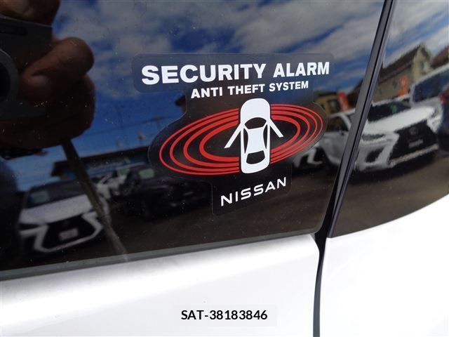 Nissan AURA 2024-09 1188742-9