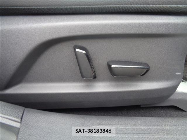 Nissan AURA 2024-09 1188742-17