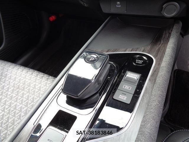 Nissan AURA 2024-09 1188742-27