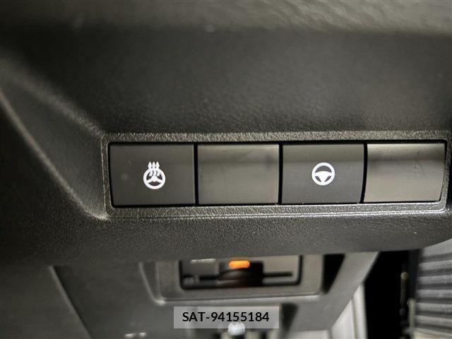 Nissan AURA 2022-08 1311861-18
