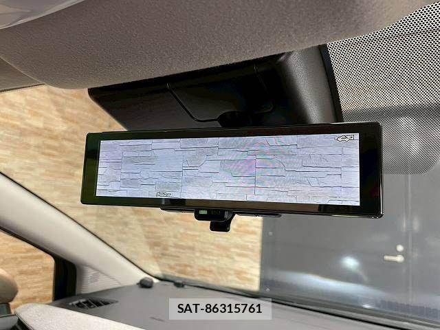 Nissan AURA 2022-01 1421493-10