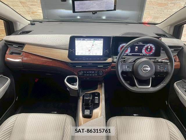 Nissan AURA 2022-01 1421493-1