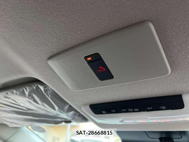 Nissan AURA 2025-03 1657955-11