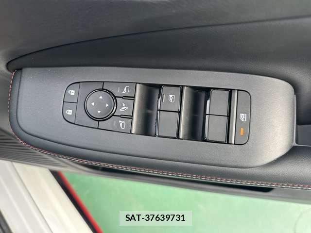 Nissan AURA 2025-03 1822631-16