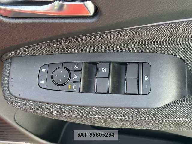 Nissan AURA 2024-06 3765456-16