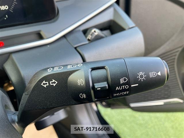 Nissan AURA 2023-03 3831722-27