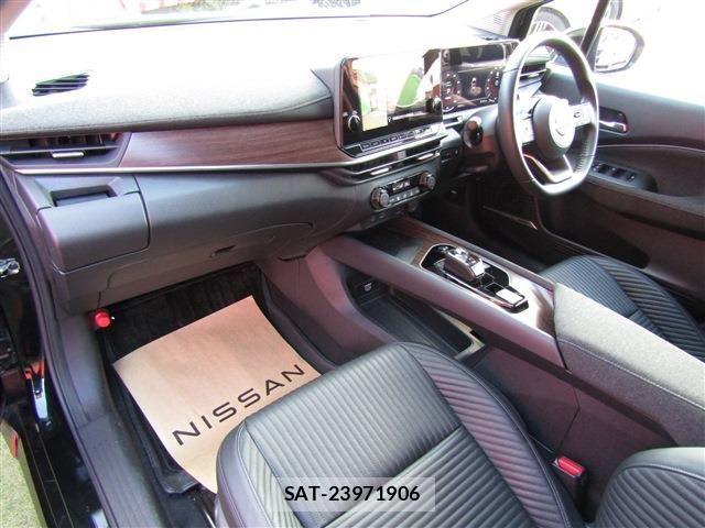 Nissan AURA 2023-10 3831727-18
