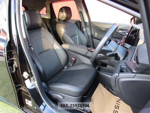 Nissan AURA 2023-10 3831727-5