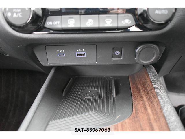 Nissan AURA 2023-03 4038684-18