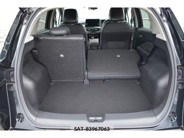 Nissan AURA 2023-03 4038684-22