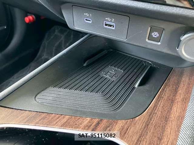 Nissan AURA 2024-02 4239725-10