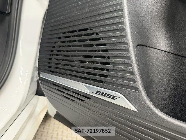 Nissan AURA 2022-11 6242285-16