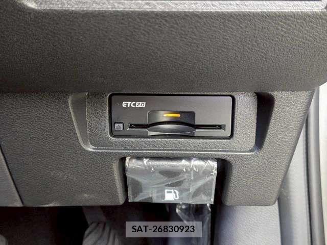 Nissan AURA 2025-06 6302749-8