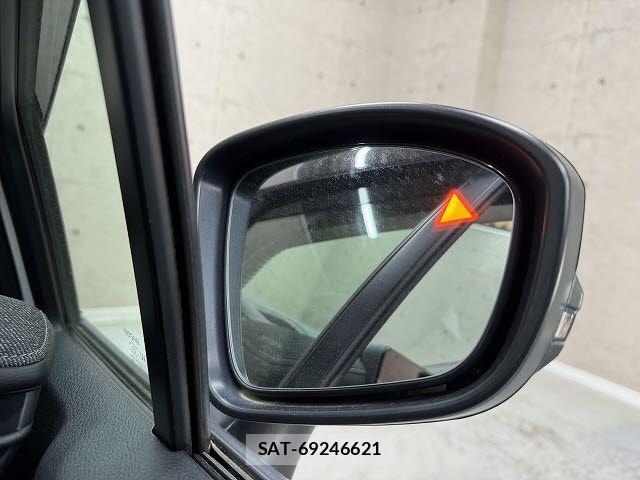 Nissan AURA 2021-10 6495098-13