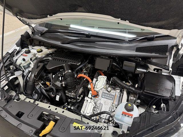 Nissan AURA 2021-10 6495098-18