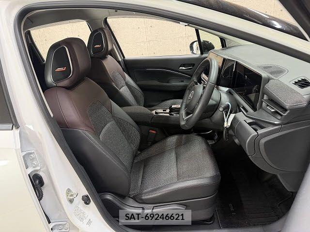 Nissan AURA 2021-10 6495098-3