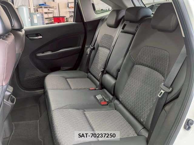 Nissan AURA 2025-01 6610660-16