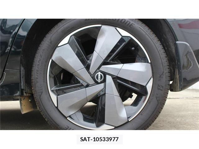 Nissan AURA 2024-01 6670411-17