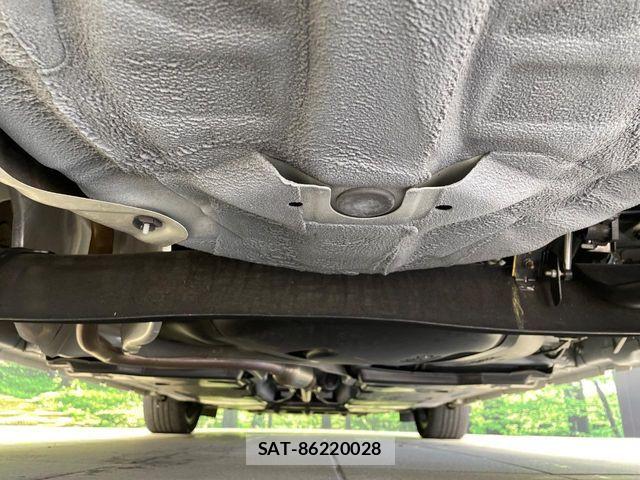 Nissan AURA 2023-04 6670399-18