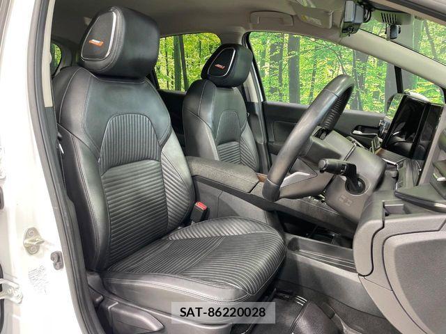 Nissan AURA 2023-04 6670399-7