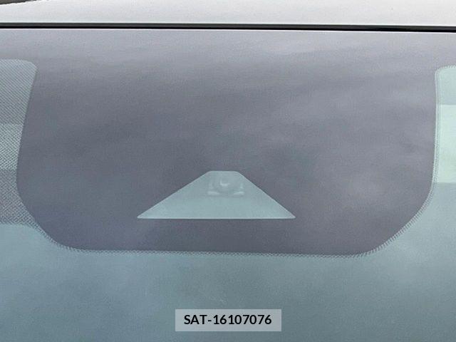 Nissan AURA 2025-01 6670392-3