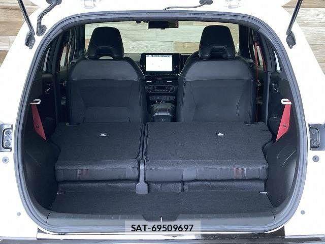 Nissan AURA 2022-07 6670383-13