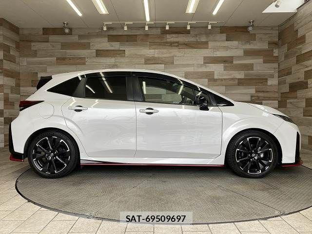 Nissan AURA 2022-07 6670383-16