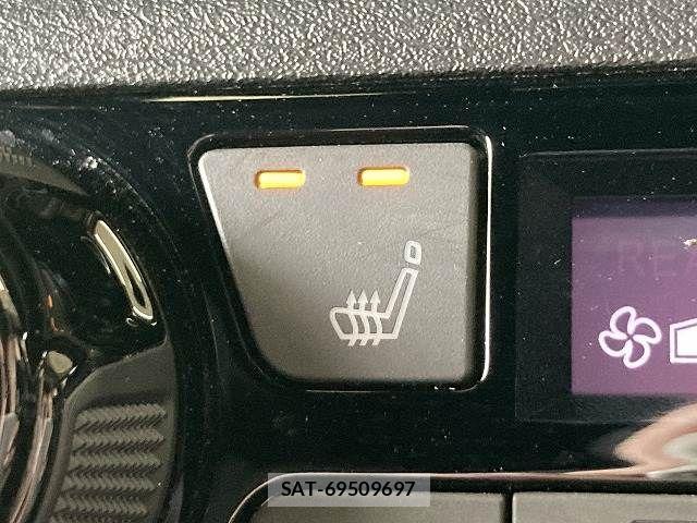 Nissan AURA 2022-07 6670383-5
