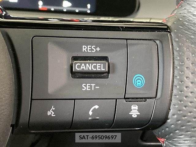 Nissan AURA 2022-07 6670383-6