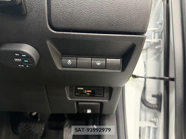 Nissan AURA 2024-05 6675051-12