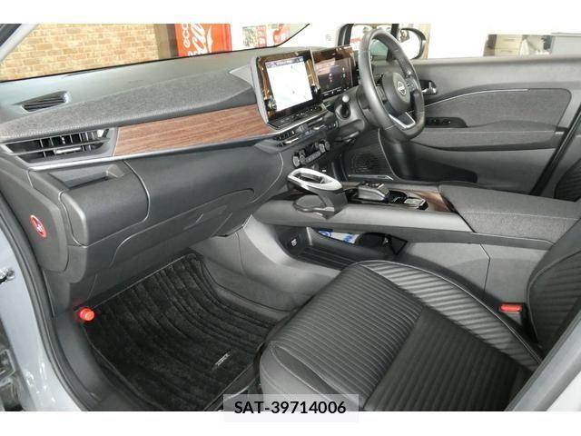 Nissan AURA 2022-08 6675050-5