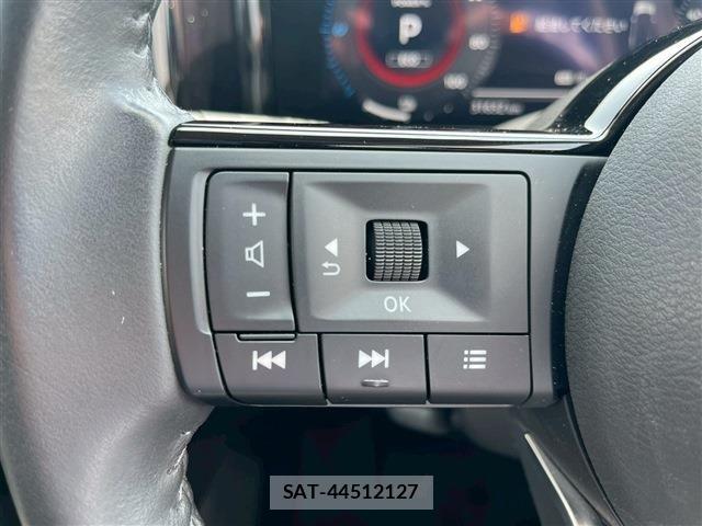 Nissan AURA 2022-01 6683690-18